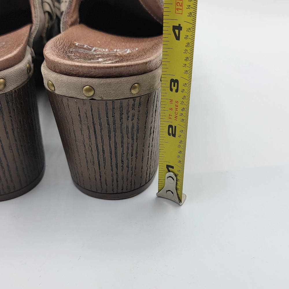 Dansko Deni Clog Mule Size 38 (Us 8). #1338 - image 4